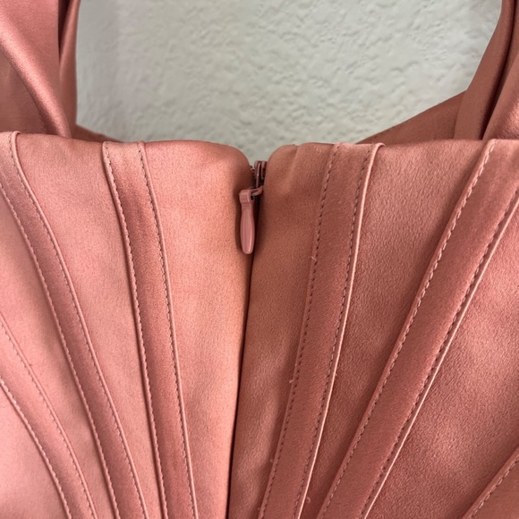 HOUSE OF CB | Luxury 'LORETTA' Satin Off Shoulder Dress in Blush Pink | Size XS - Picture 12 of 16